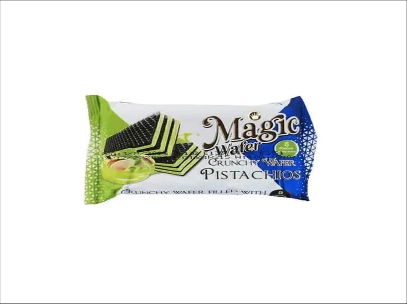 Magic Wafer, crunchy wafer with pistachio cream